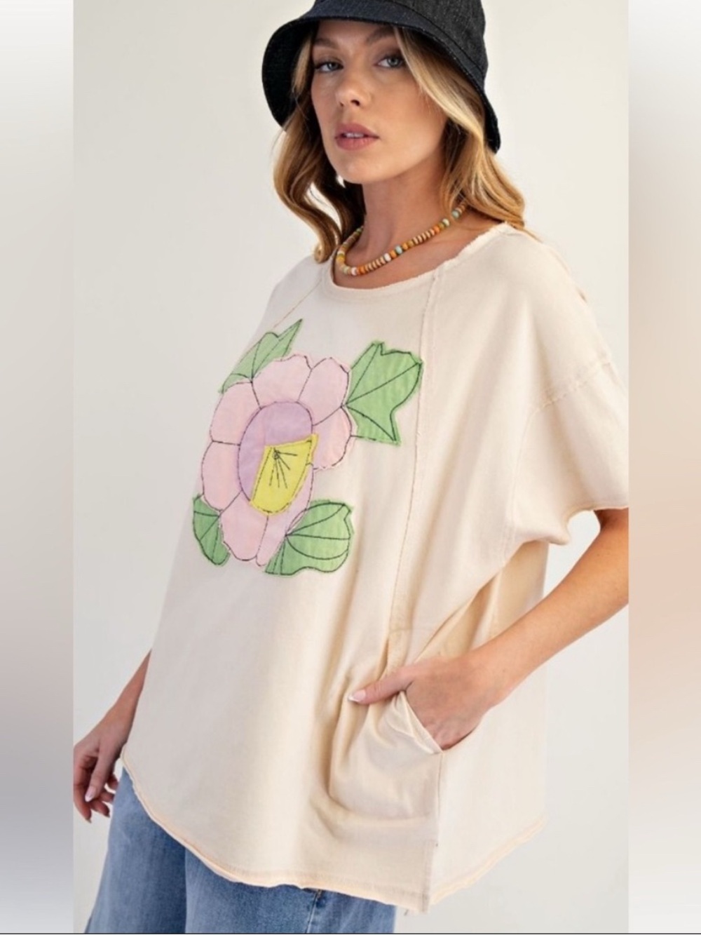 NWT Easel Flower Patch Mineral Wash Tee
